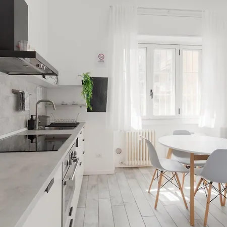 Guesthost - Comfy & Lovely Studio-apartment * 米兰